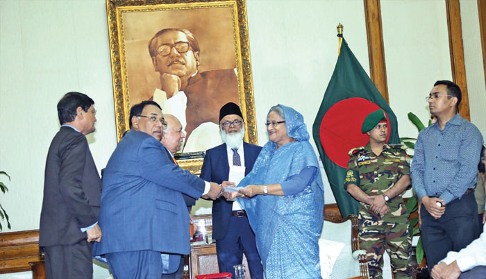 EBL contributes over 5 lac for refurbishment of Dhupail Government Primary School
    of Rajshahi division as part of CSR initiative of the Bank
